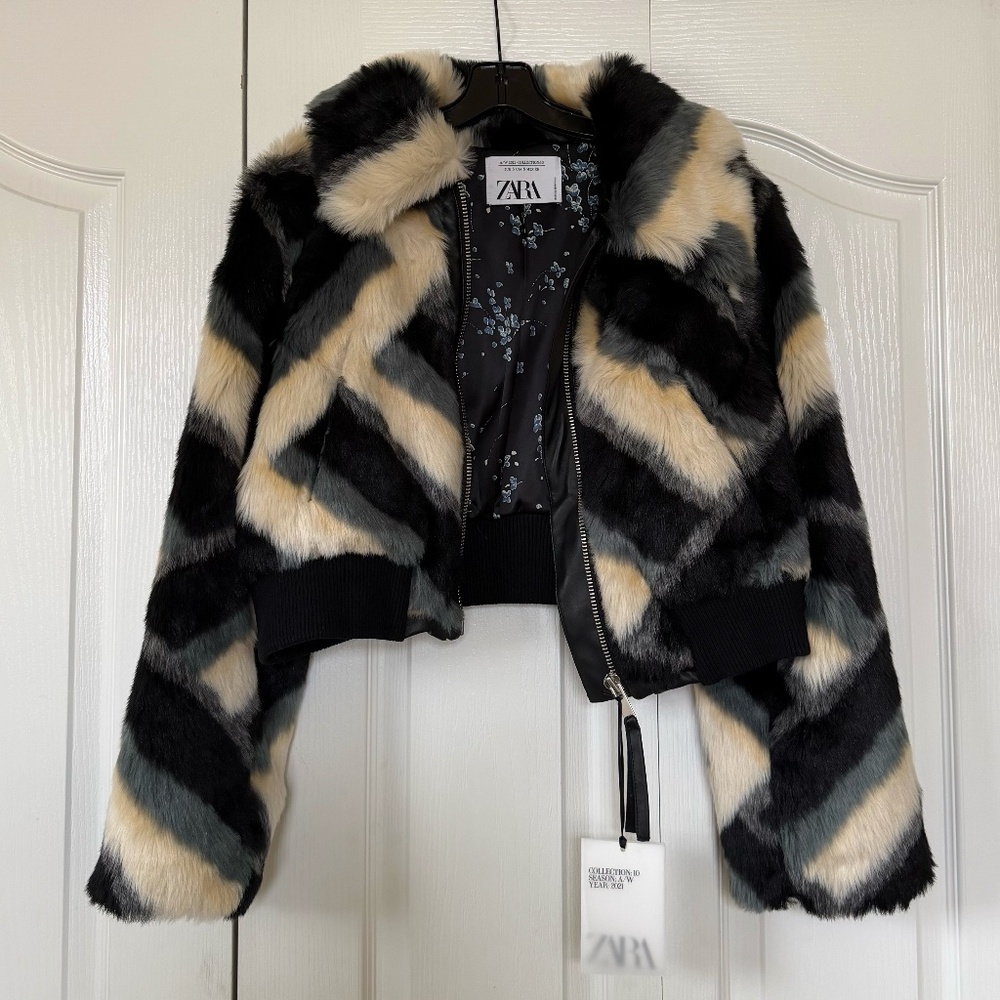 Zara A/W 21 Limited Edition Faux Fur Chevron Jacket